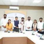 अभाविप प्रतिनिधिमंडल ने केंद्रीय युवा कार्यक्रम एवं खेल मंत्री श्री मनसुख मांडविया को सौंपा ज्ञापन